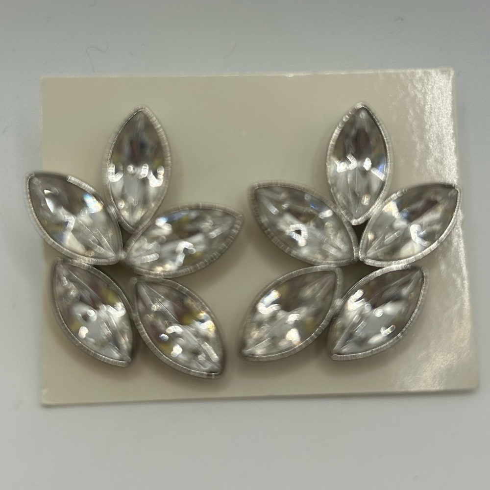 VTG AVON -1990's "GALA NIGHTS" Silver Tone Oversize Navette Rhinestone Earrings